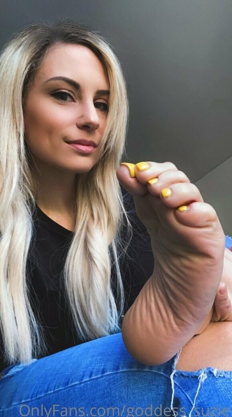 beaux pieds onlyfans sexe sympa archive