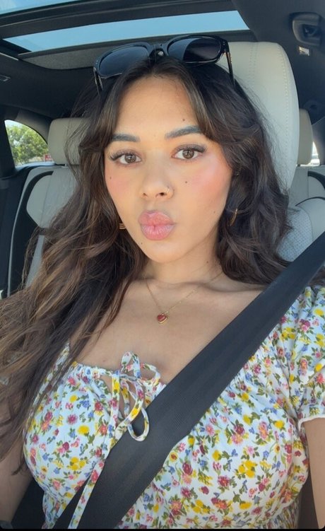 Chellchee modèle porno collection