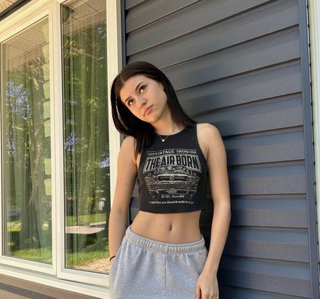 femmes célèbres onlyfans beaux nus galerie