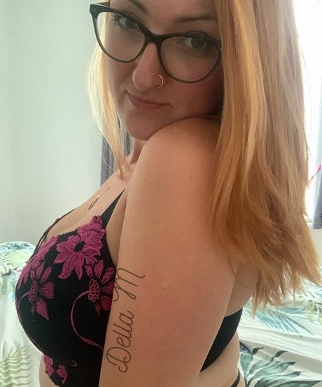 Della M star du porno sympa des photos