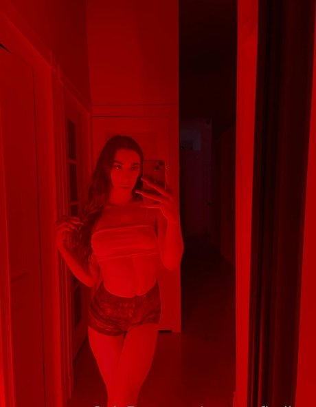 queenofhell xo actrice hd archive