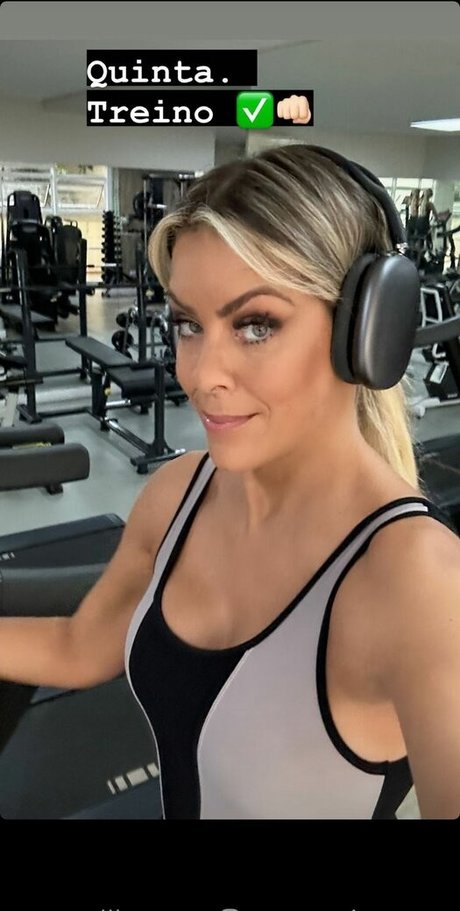 Renata Fan meilleure star du porno des photos