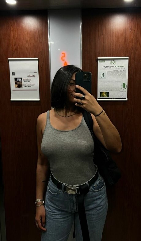 Maria Mood actrice artistique image