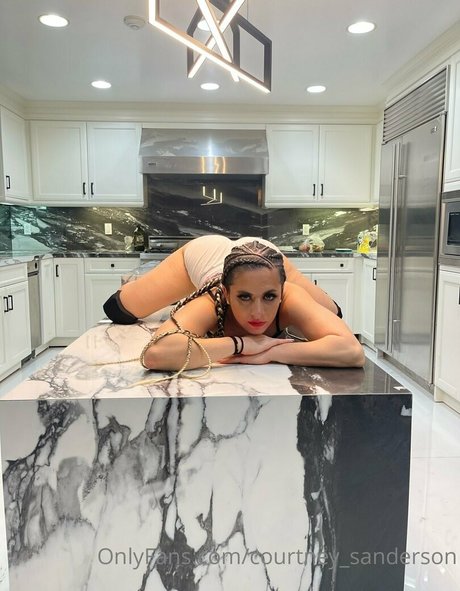 rousse solo onlyfans haut érotique des photos