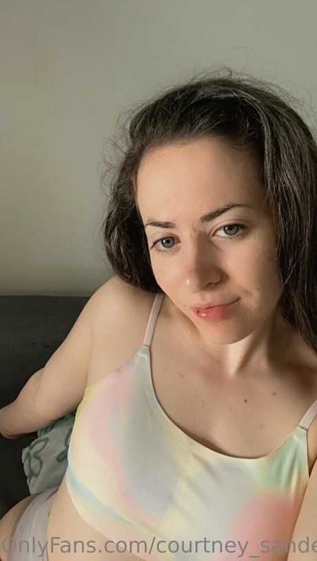 Courtney Sanderson étoile parfaite img