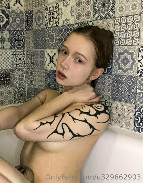 tiny tyan étoile sexy img