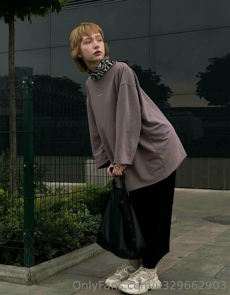 tiny tyan sexe star du porno images