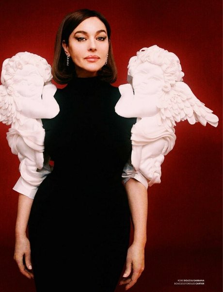 Monica Bellucci sexe star collection