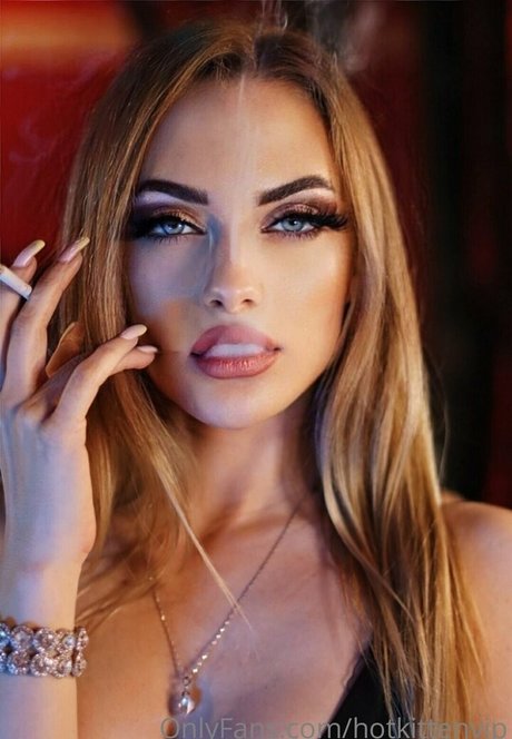 hotkittenvip actrice de nus des photos