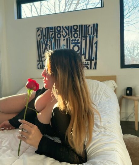 Ashlynn Arias étoile hd photos