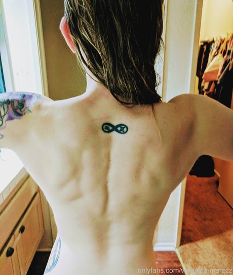 Veronica marzzz meilleure star du porno photo