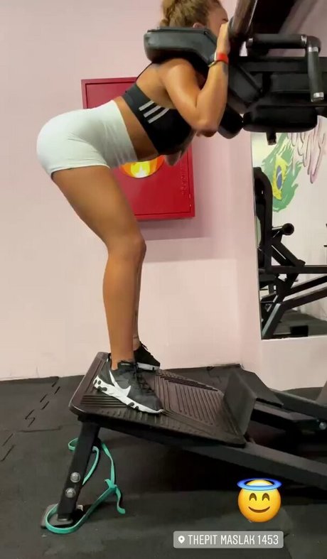 chatte chauve onlyfans haute définition chaud photos