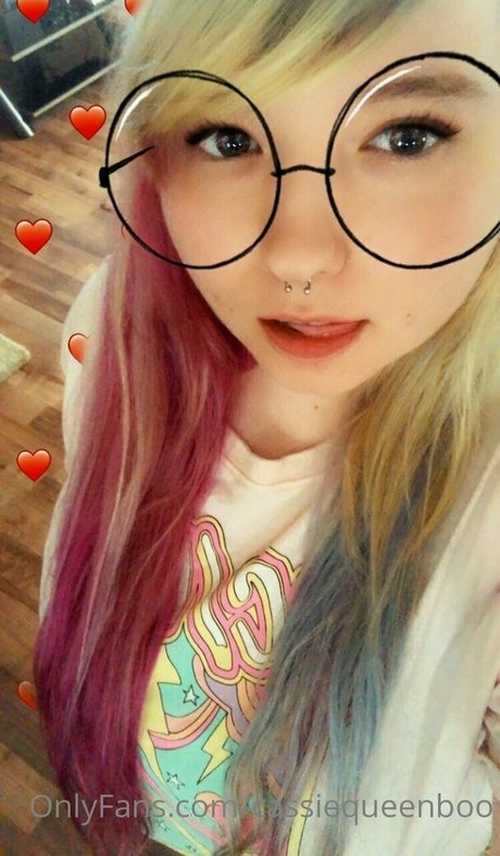 cassiequeenboo actrice xxx galerie