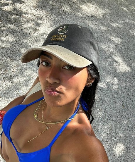 Sophia Cuerquis modèles nus photos