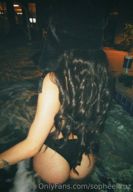 sopheekruz modèle artistique des photos