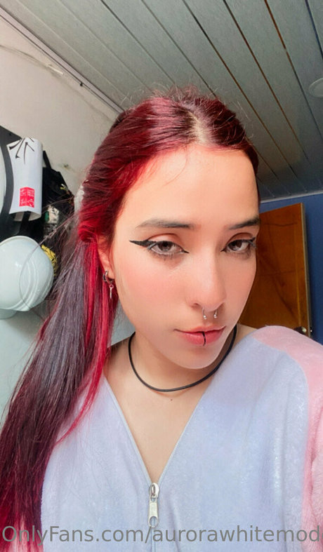 aurorawhitemodel étoile xxx galeries