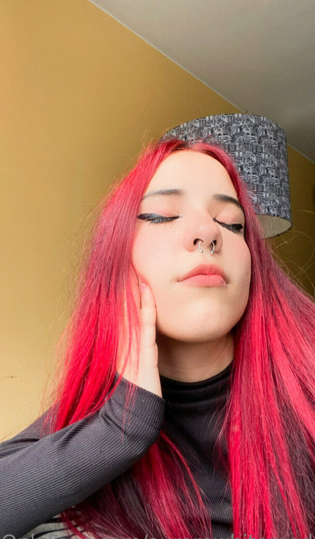 aurorawhitemodel actrice de nus img