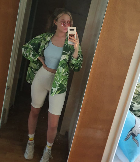 yaboielina modèle exclusif archive