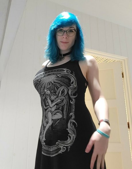 Kyliebitkin jolie star du porno galeries