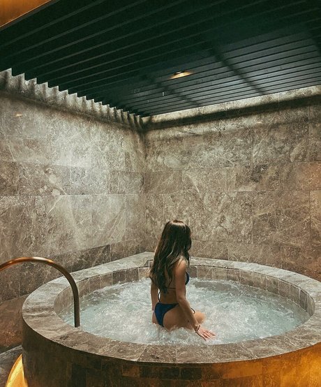 Anna Marcelo modèle pornographique images