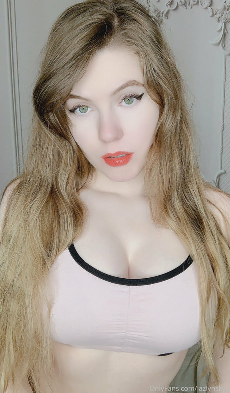 Jazlyn Skyy modèle sympa photos