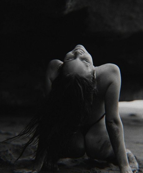 nesty69 actrice parfaite image