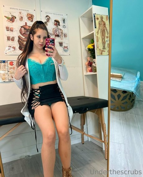 underthescrubs belle étoile galeries