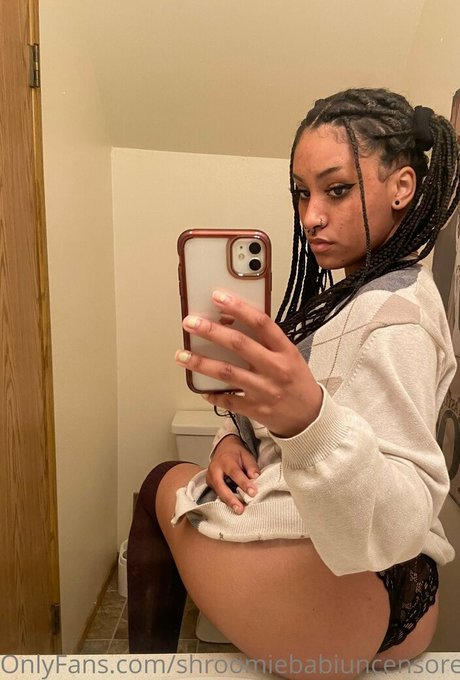 shroomiebabiuncensored star pornographique img