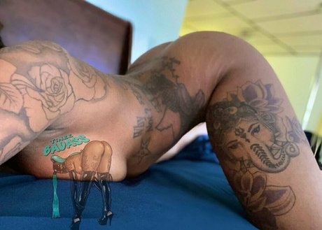 badassforfree modèle adulte galerie