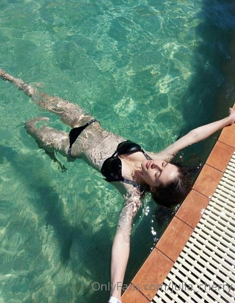 juli love69 art étoile galerie