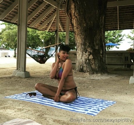 fans de gothique potelé uniquement nus hd image