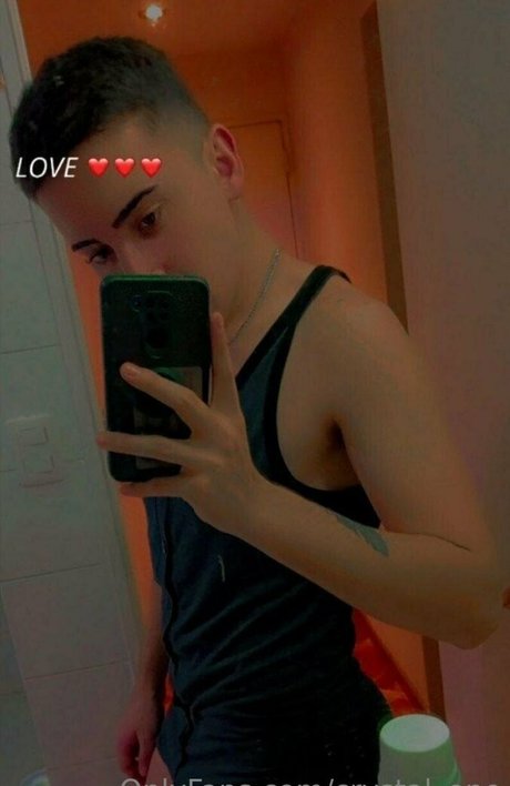 crystal one actrice artistique galeries