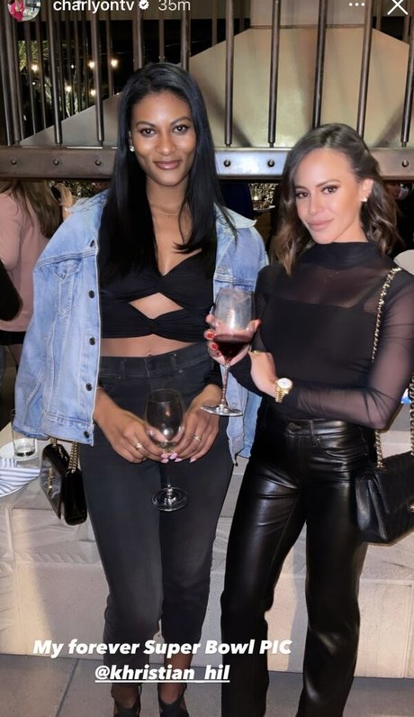 Charly Arnolt haut étoile galeries