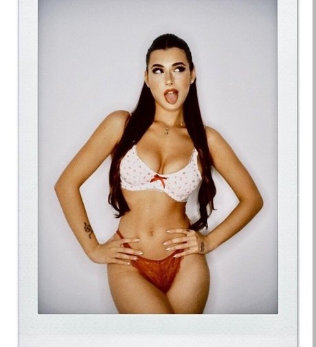 Saryy c sexe star image