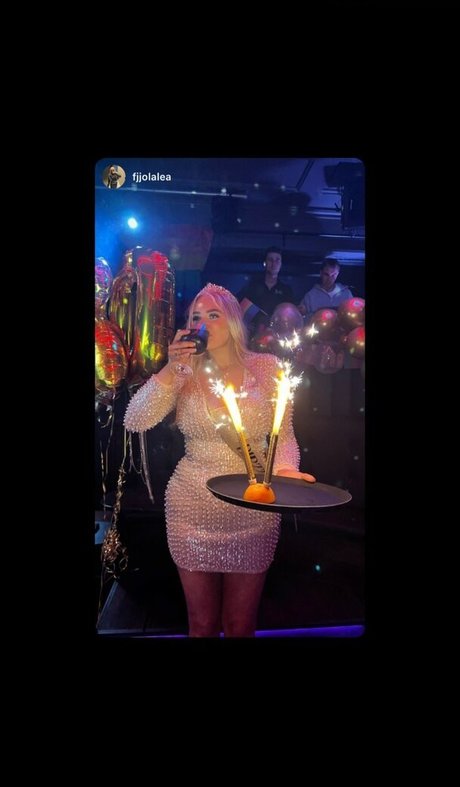 Gudrun Svava star érotique photos