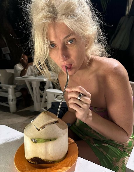 liakovach modèle pornographique images