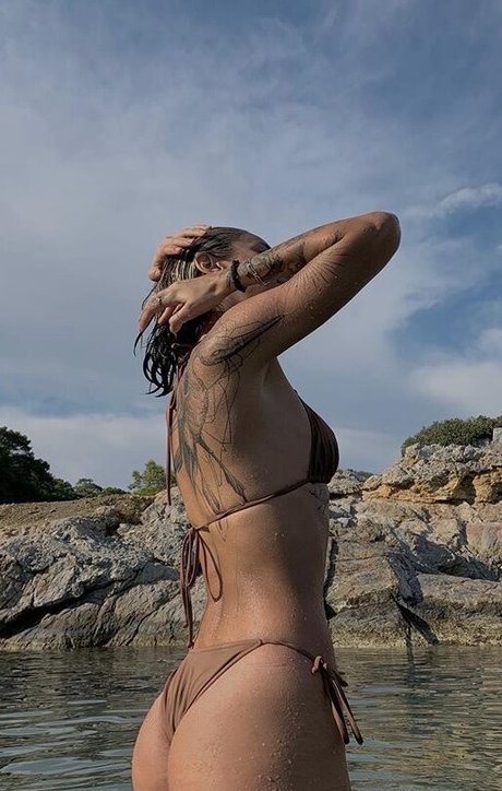 Pelinay Igit actrice de grande qualité photos