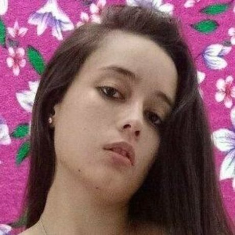 lola ency modèle xxx img