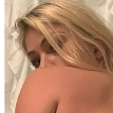 brookegonerouge modèle magnifique image