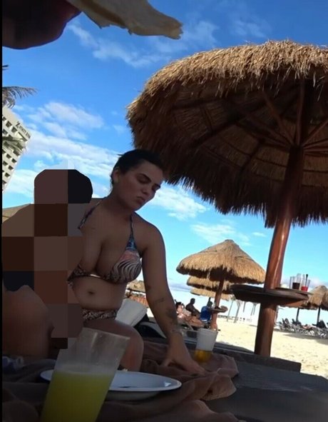 Sunaika Bruna modèle adulte photos