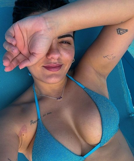 Sunaika Bruna star du porno exclusive galeries