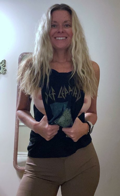 Mackenzie J étoile sympa des photos