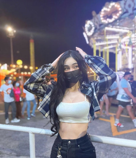 Criselda Alvarez modèle joli archive