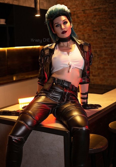 Kristy Che modèle de haute qualité photos