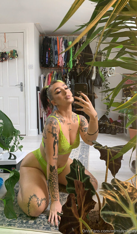 mimialmighty modèle porno images