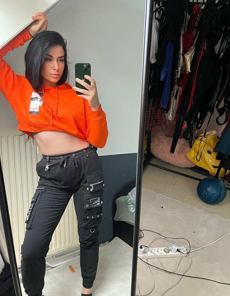 jadejoslin joli modèle des photos