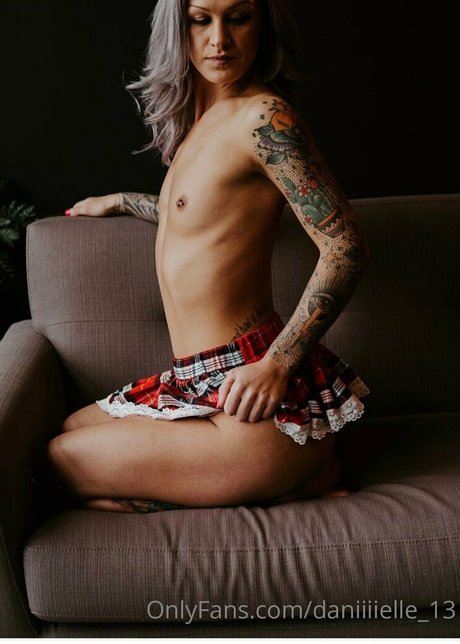 daniiiielle 13 star du porno photos