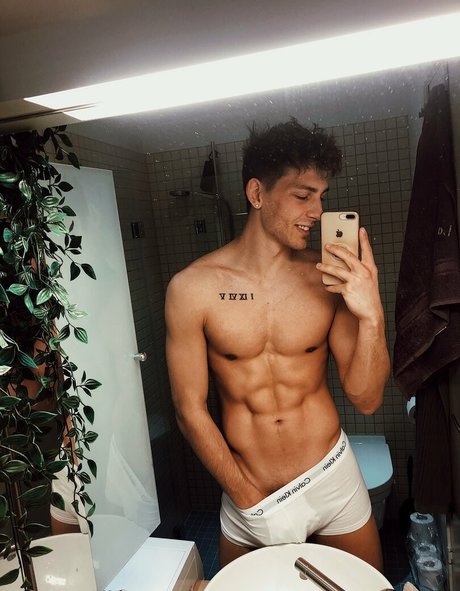 battyboyfree nus étoiles image