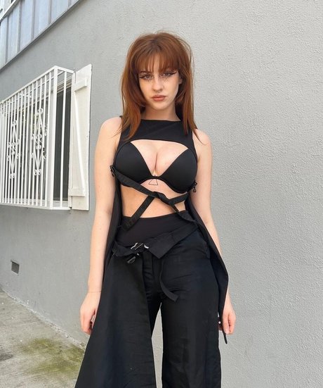 branlette uniquementfans sexy jolie photo