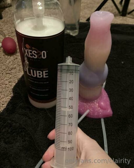 clairity modèle exclusif photos